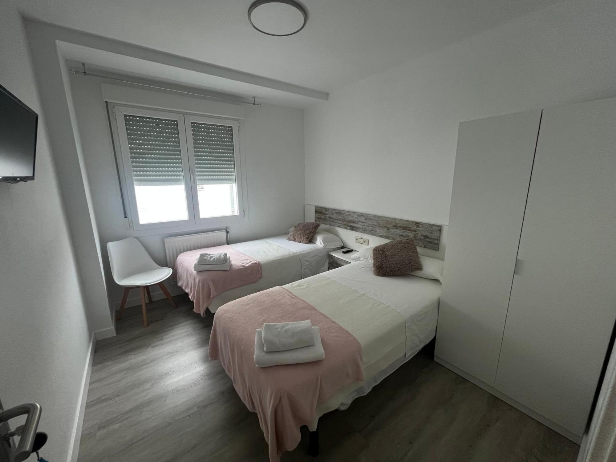 Pension Luzia - Optional Auto Check-In Pamplona Exterior foto